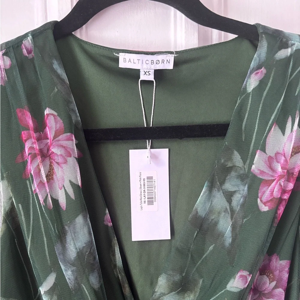 Baltic Born NWT Layla Tulle Maxi Dress Dark Floral Green 3 Layers - Picture 3 of 16